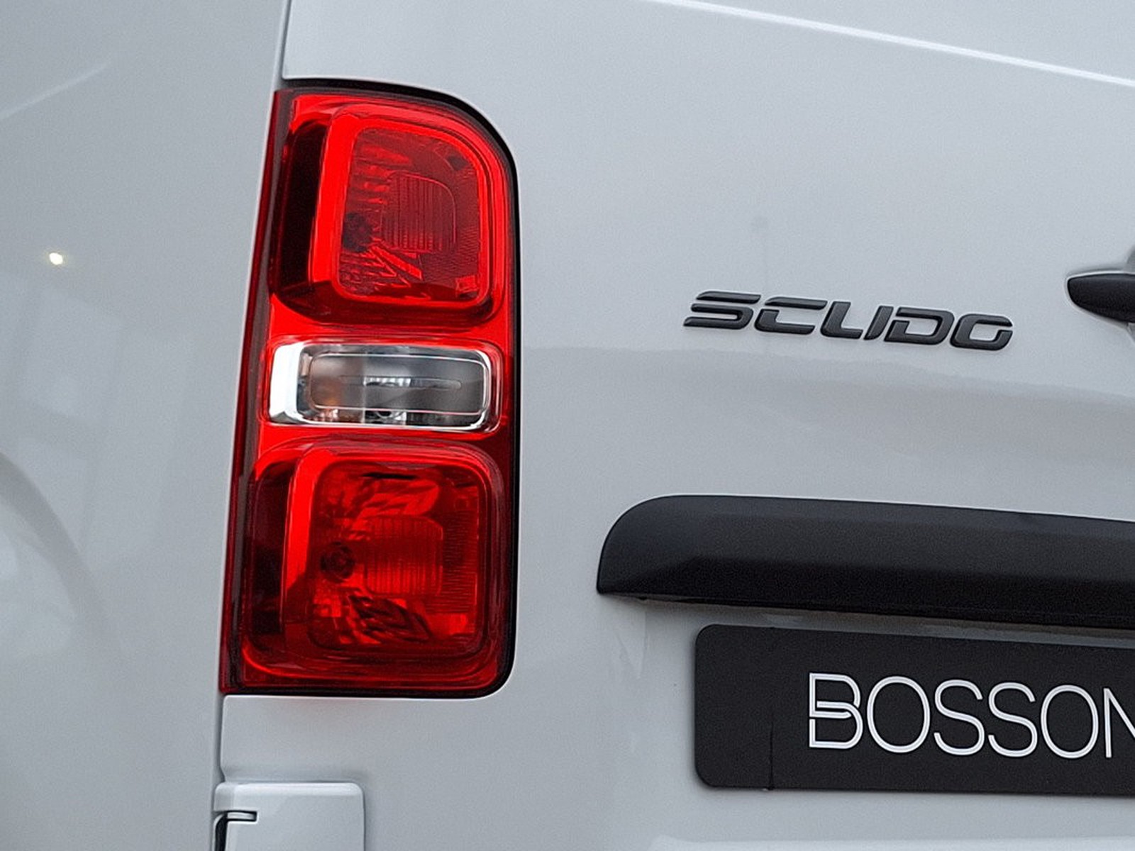 15 - Fiat Professional Scudo Van  M 1.5 Diesel 120cvManuale
