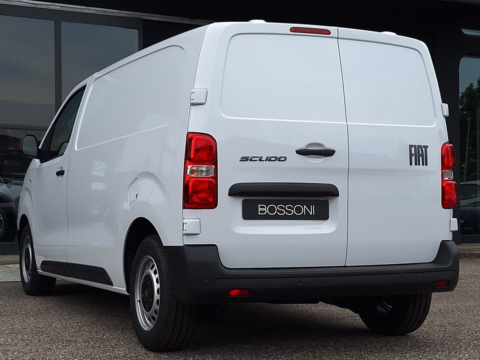 6 - Fiat Professional Scudo Van  M 1.5 Diesel 120cvManuale