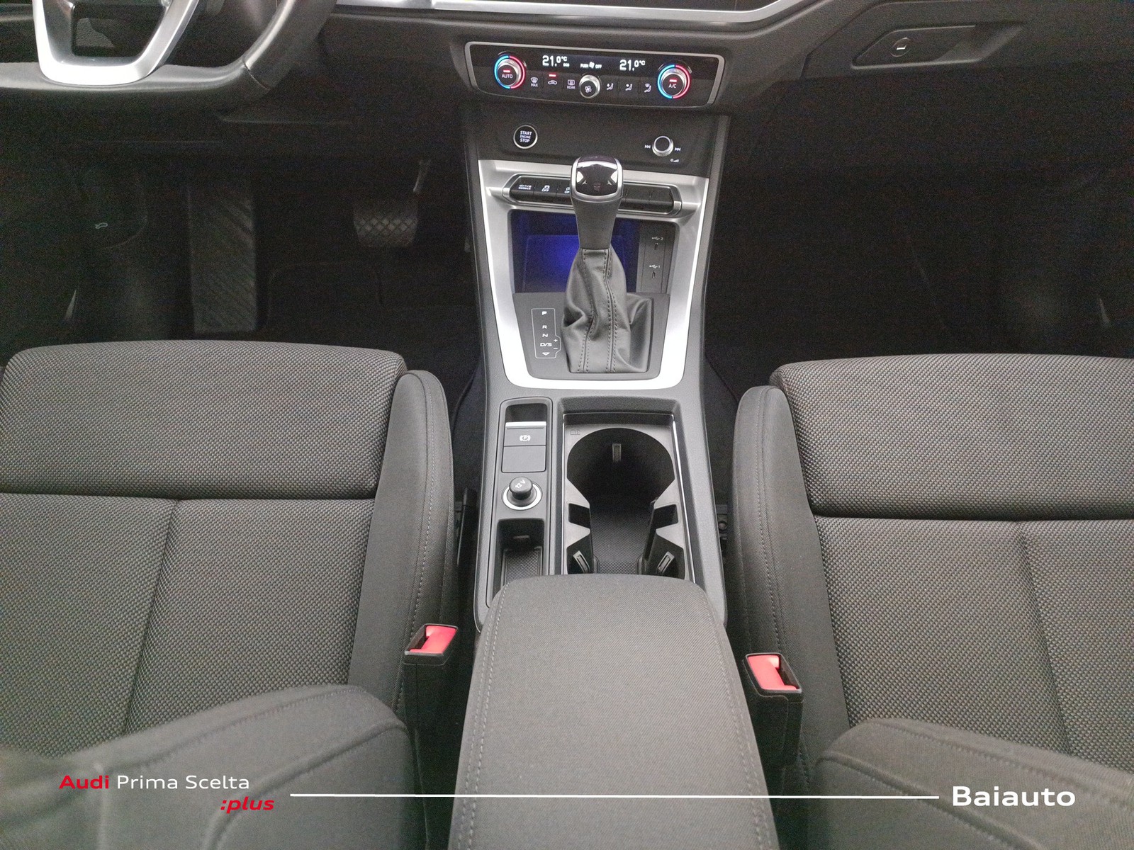 15 - Audi Q3 sportback 35 2.0 tdi s line edition s tronic
