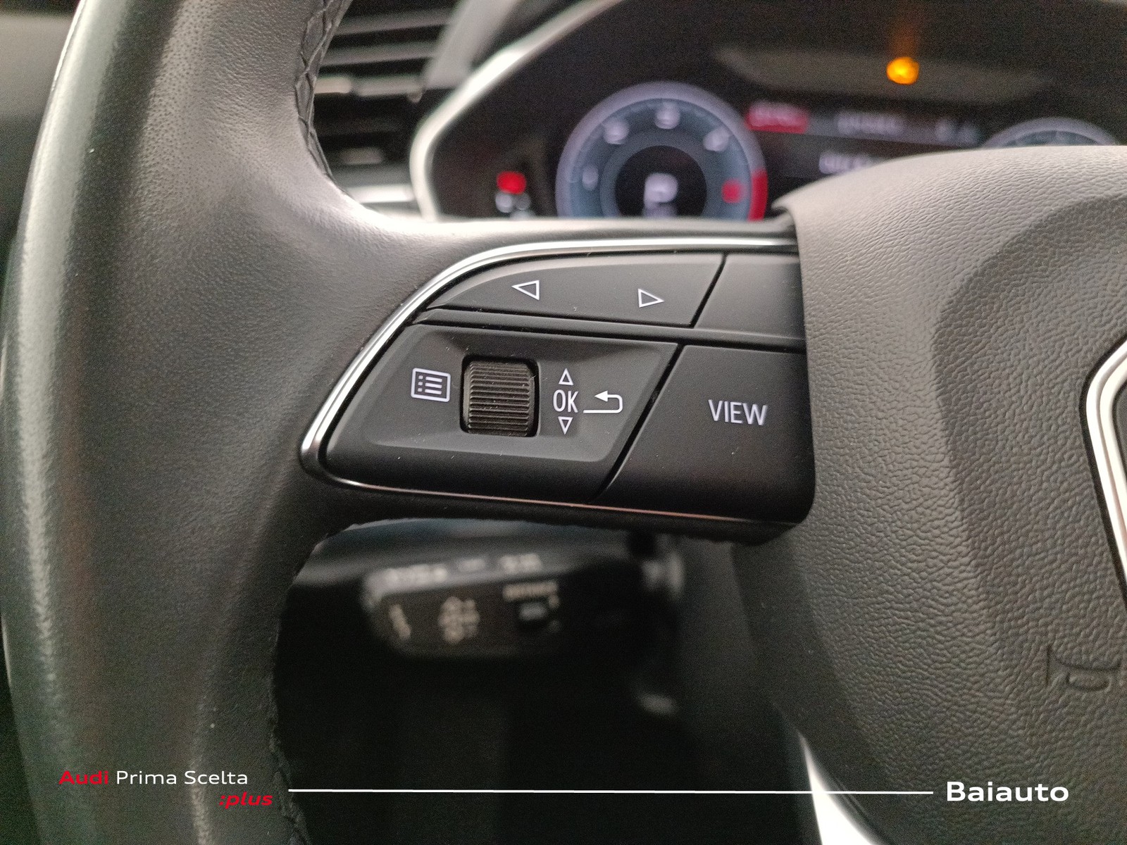 16 - Audi Q3 sportback 35 2.0 tdi s line edition s tronic