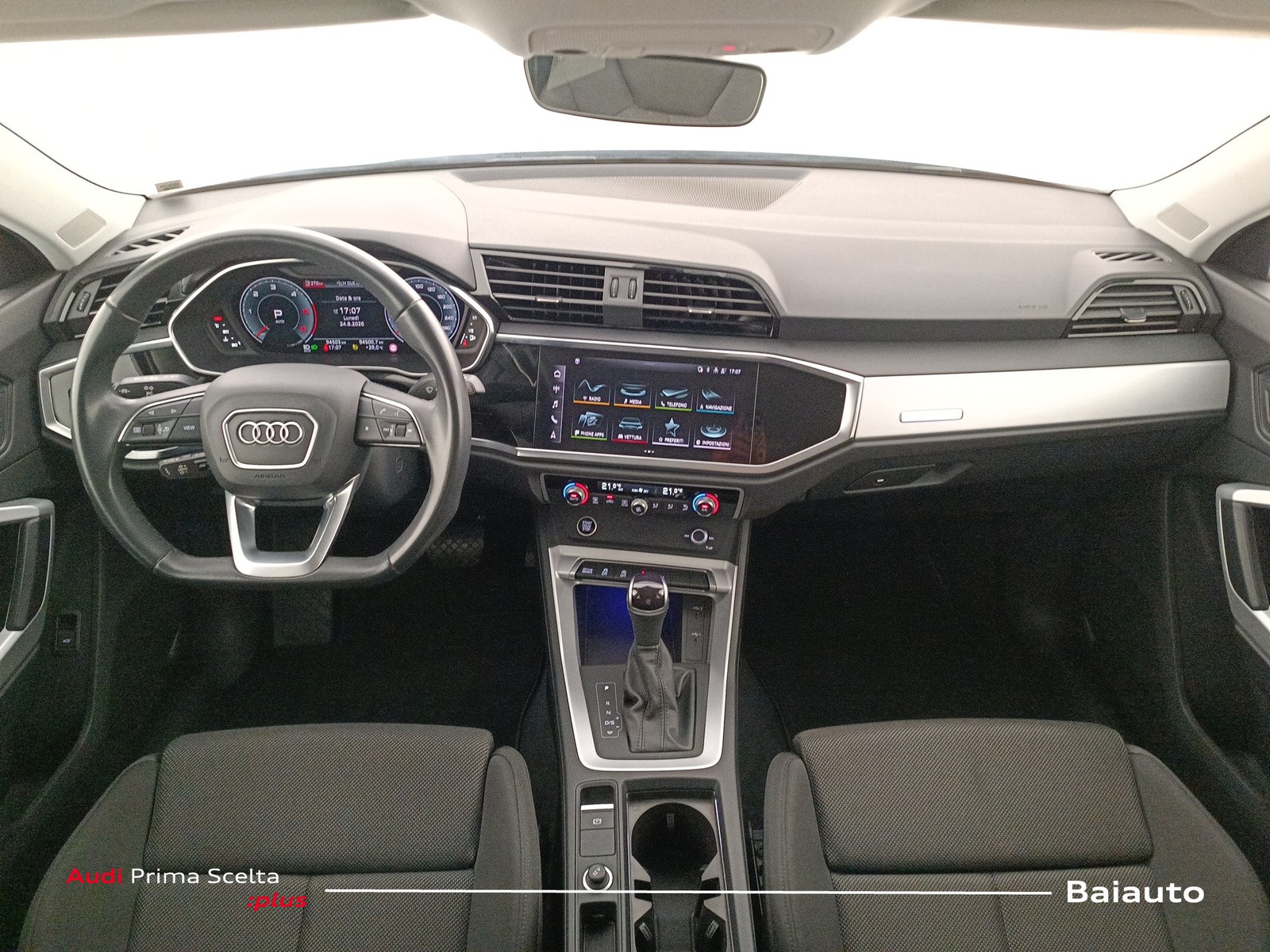 6 - Audi Q3 sportback 35 2.0 tdi s line edition s tronic