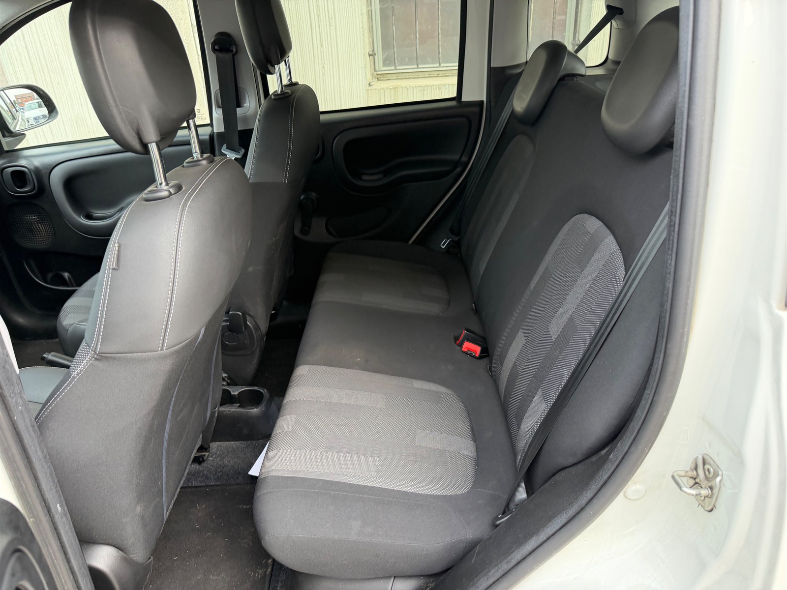 11 - Fiat Panda city cross 1.2 69cv s&s my19