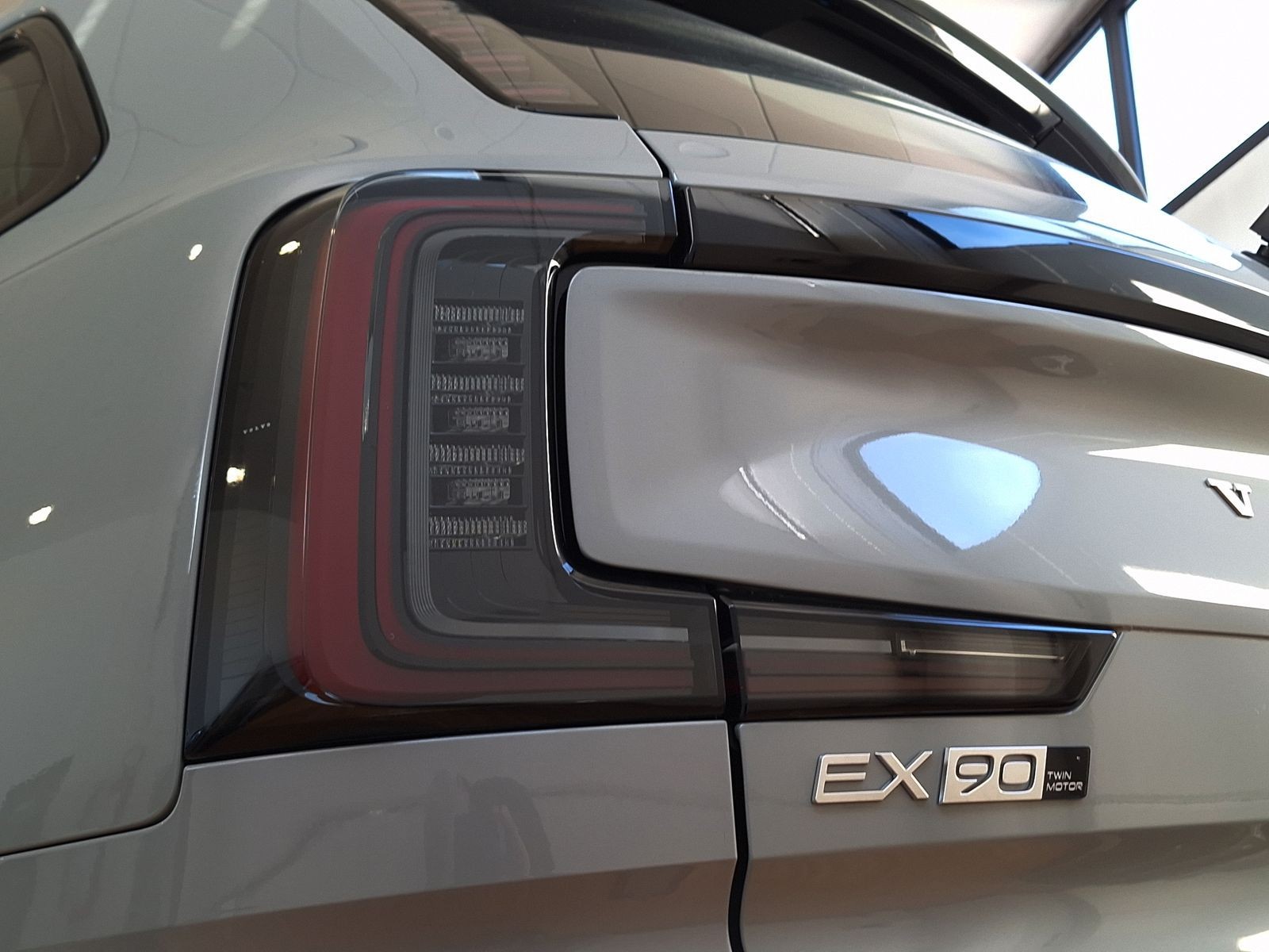 14 - Volvo EX90 twin motor ultra awd edt