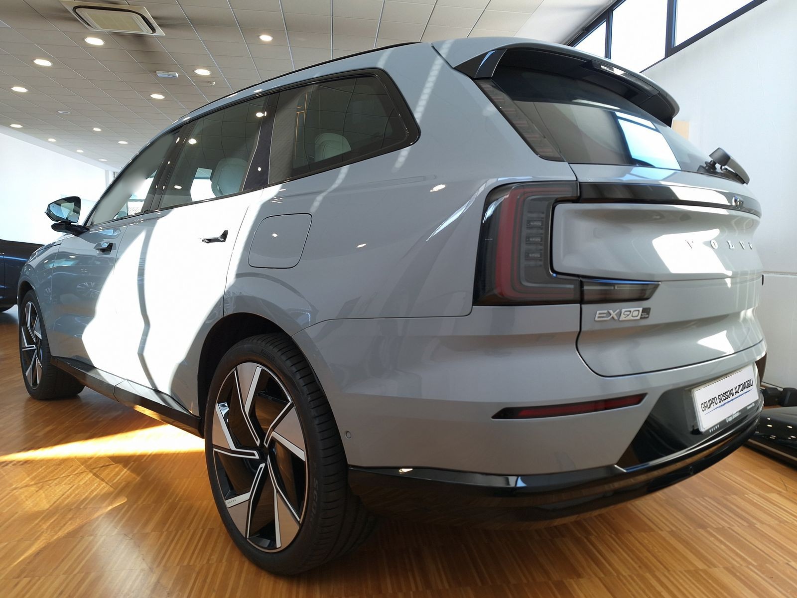 6 - Volvo EX90 twin motor ultra awd edt