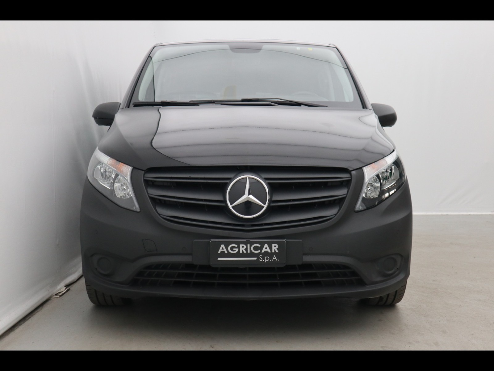 2 - Mercedes Vans Vito 116 cdi long tourer pro auto my20