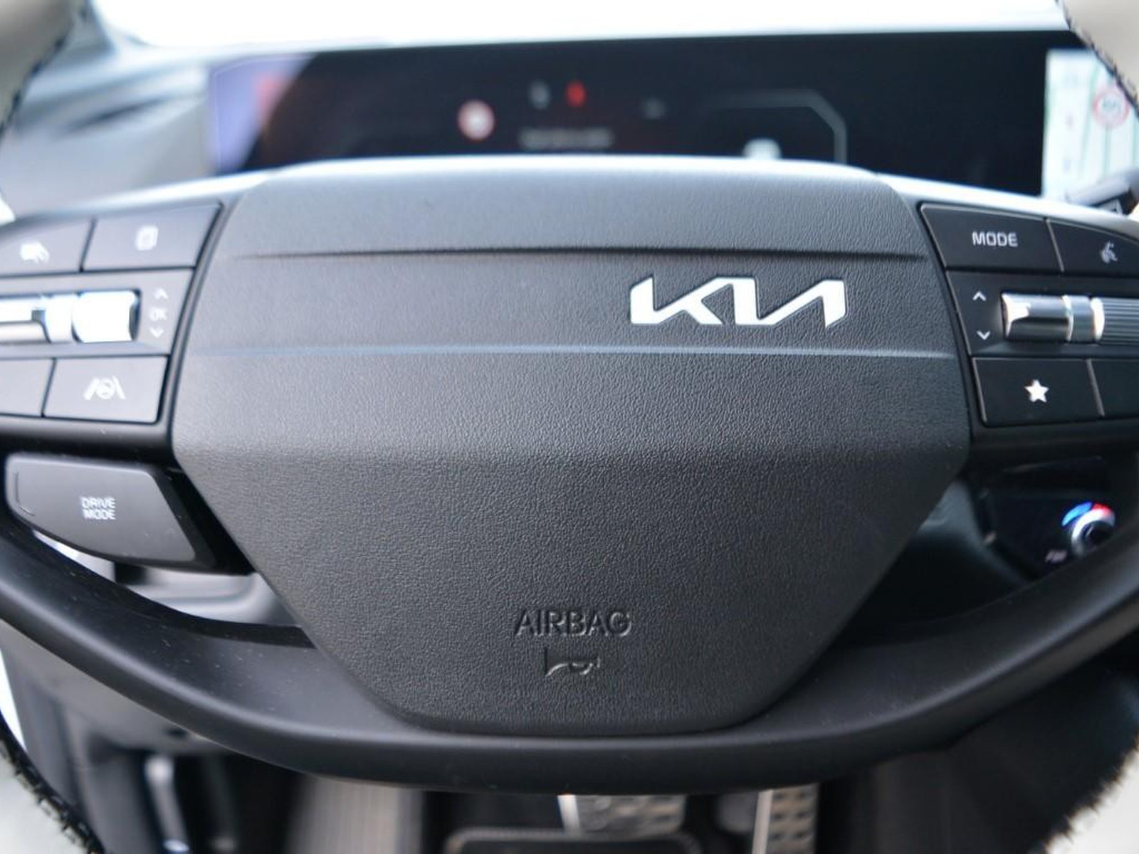 16 - Kia Sportage 1.6 crdi mhev gt-line sunroof pack dct7