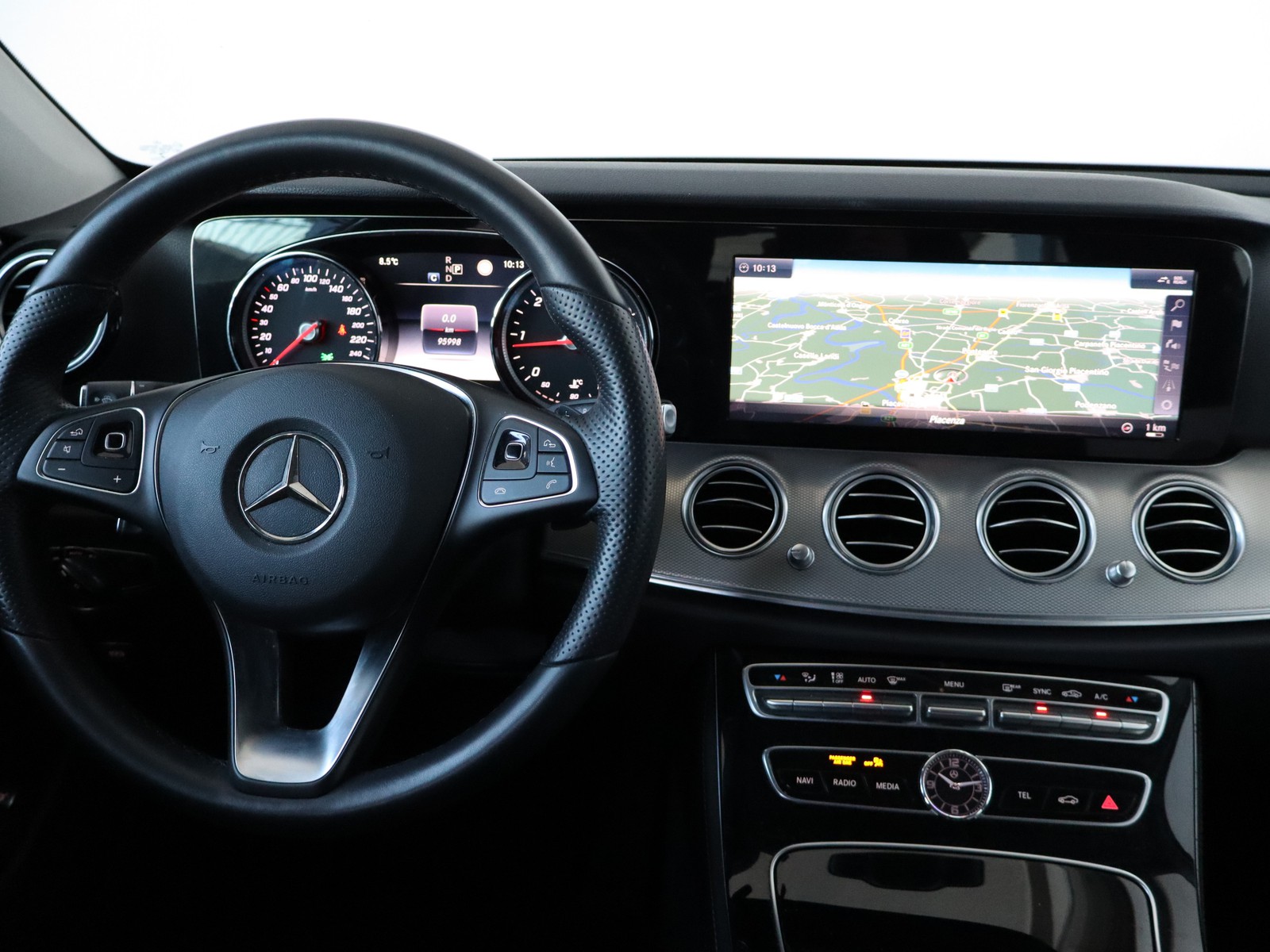 12 - Mercedes Classe E berlina 220 d business sport 4matic 9g-tronic plus