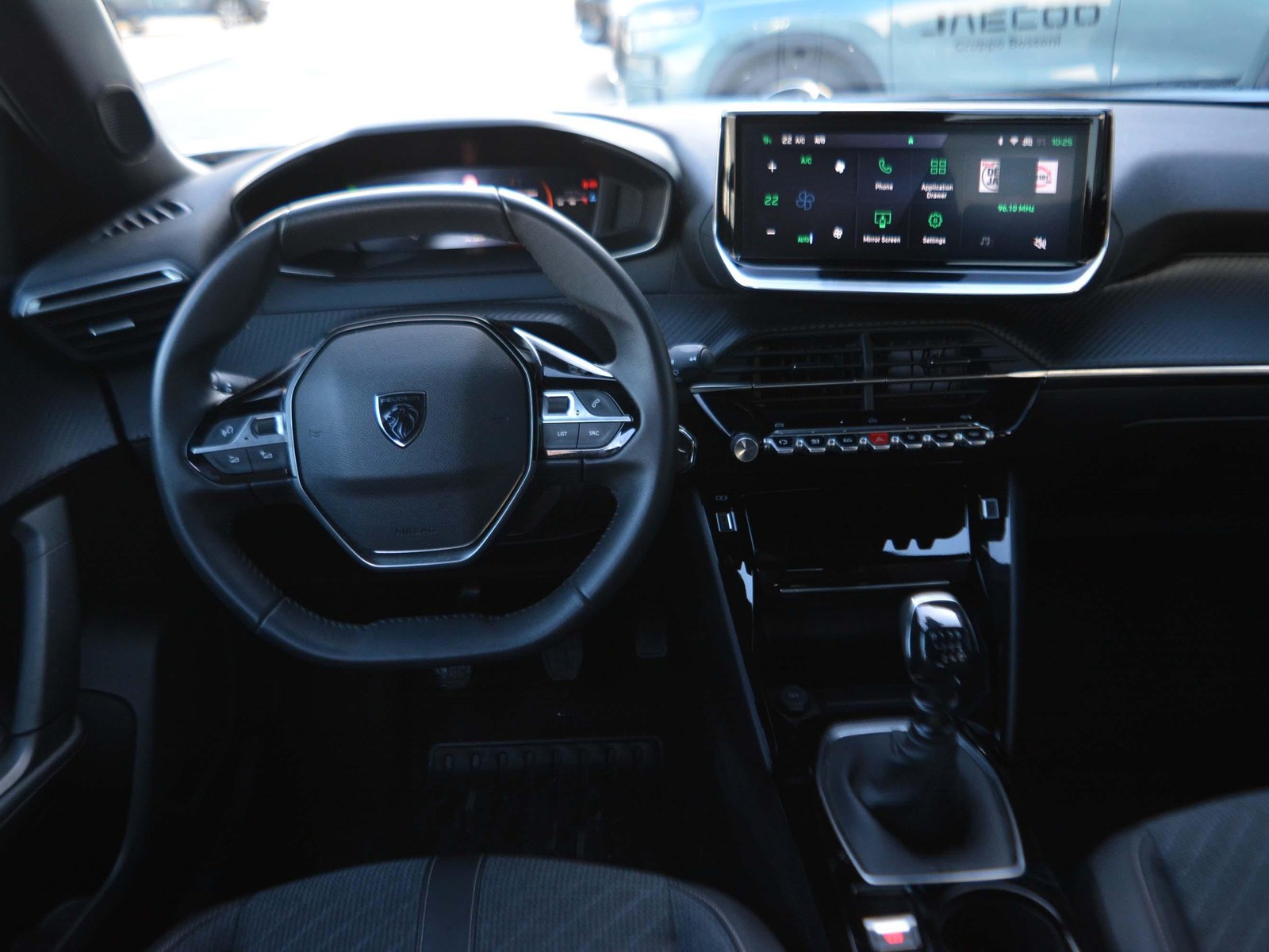9 - Peugeot 2008 1.2 puretech 100cv allure s&s