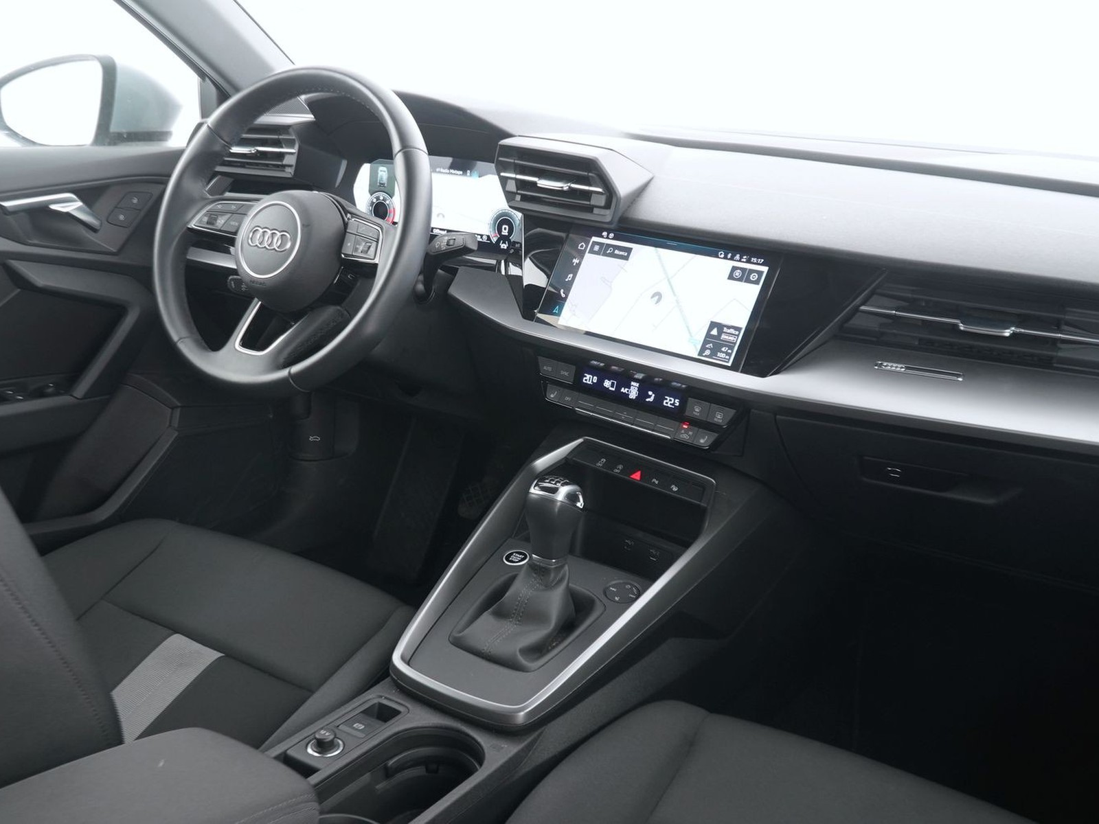 4 - Audi A3 sportback 30 2.0 tdi