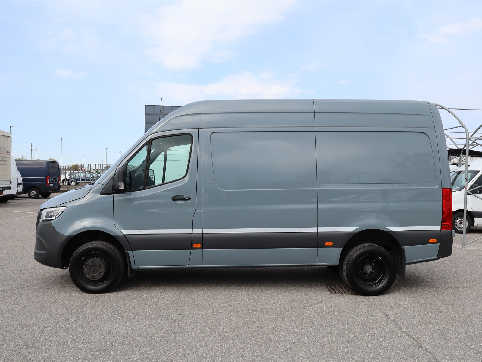 3 - Mercedes Vans Sprinter 519 CDI FURGONE H2 STANDARD