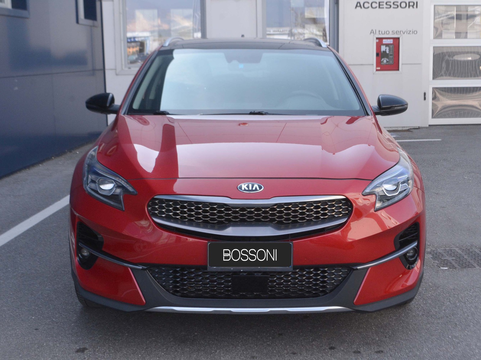 2 - Kia Xceed 1.6 crdi 136cv evolution 2wd dct