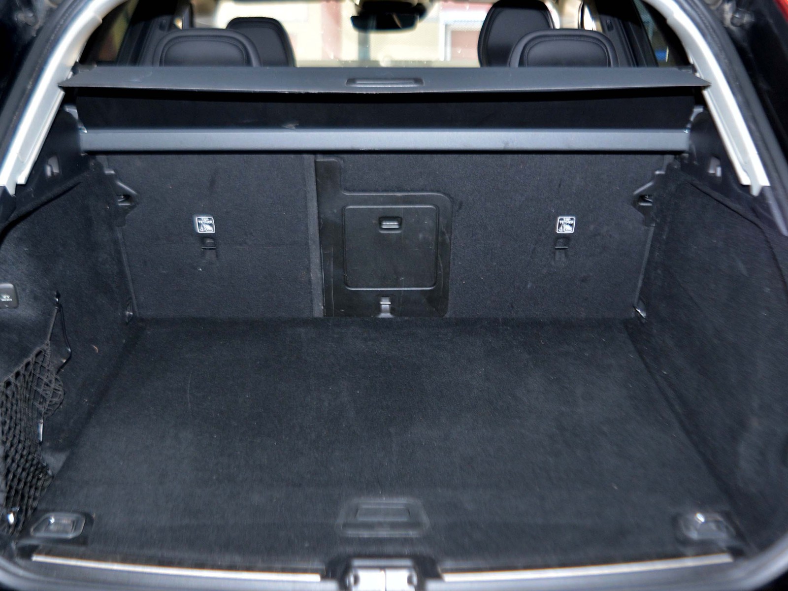 15 - Volvo XC60 2.0 b4 core automatico