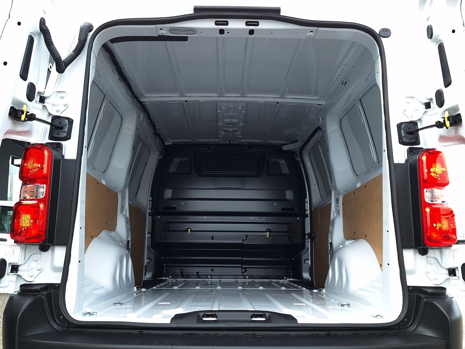 6 - Fiat Professional Scudo Serie 3 Van Xl 2.2Diesel 150 Cv Manuale