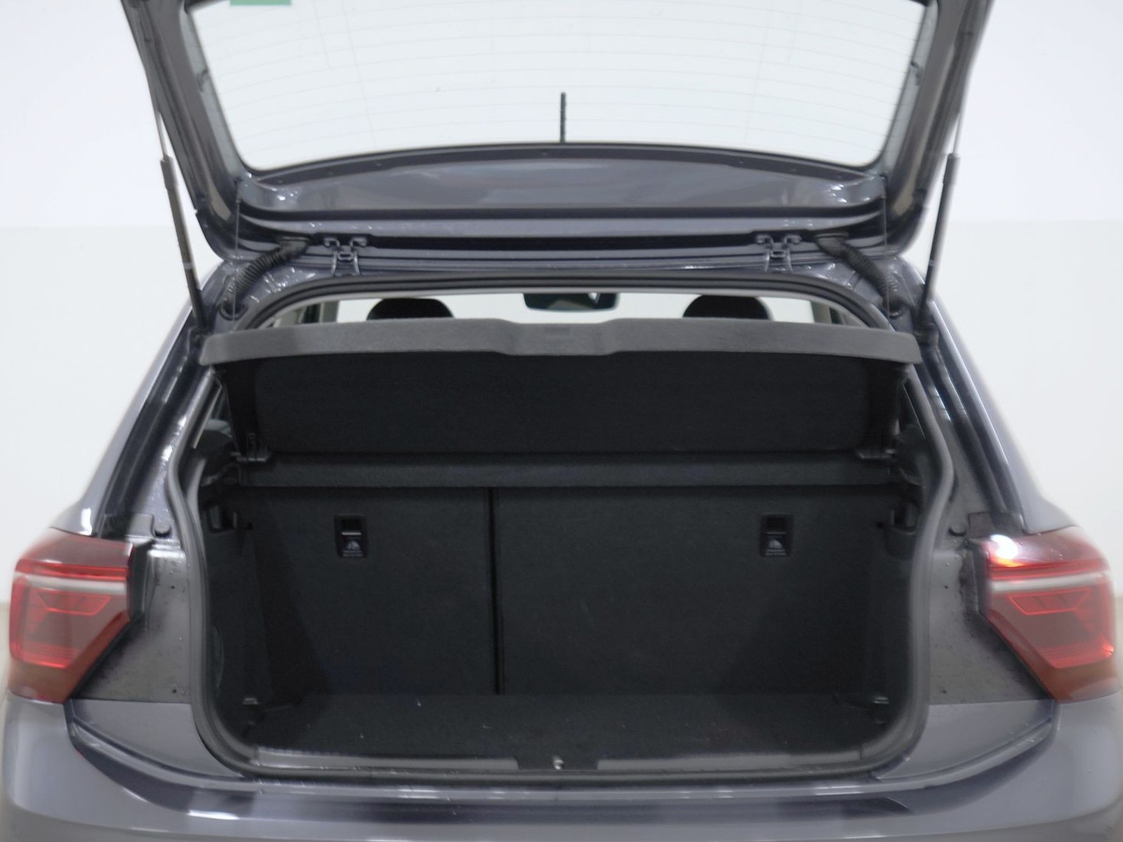 10 - Volkswagen Polo 1.0 tsi 110cv style dsg