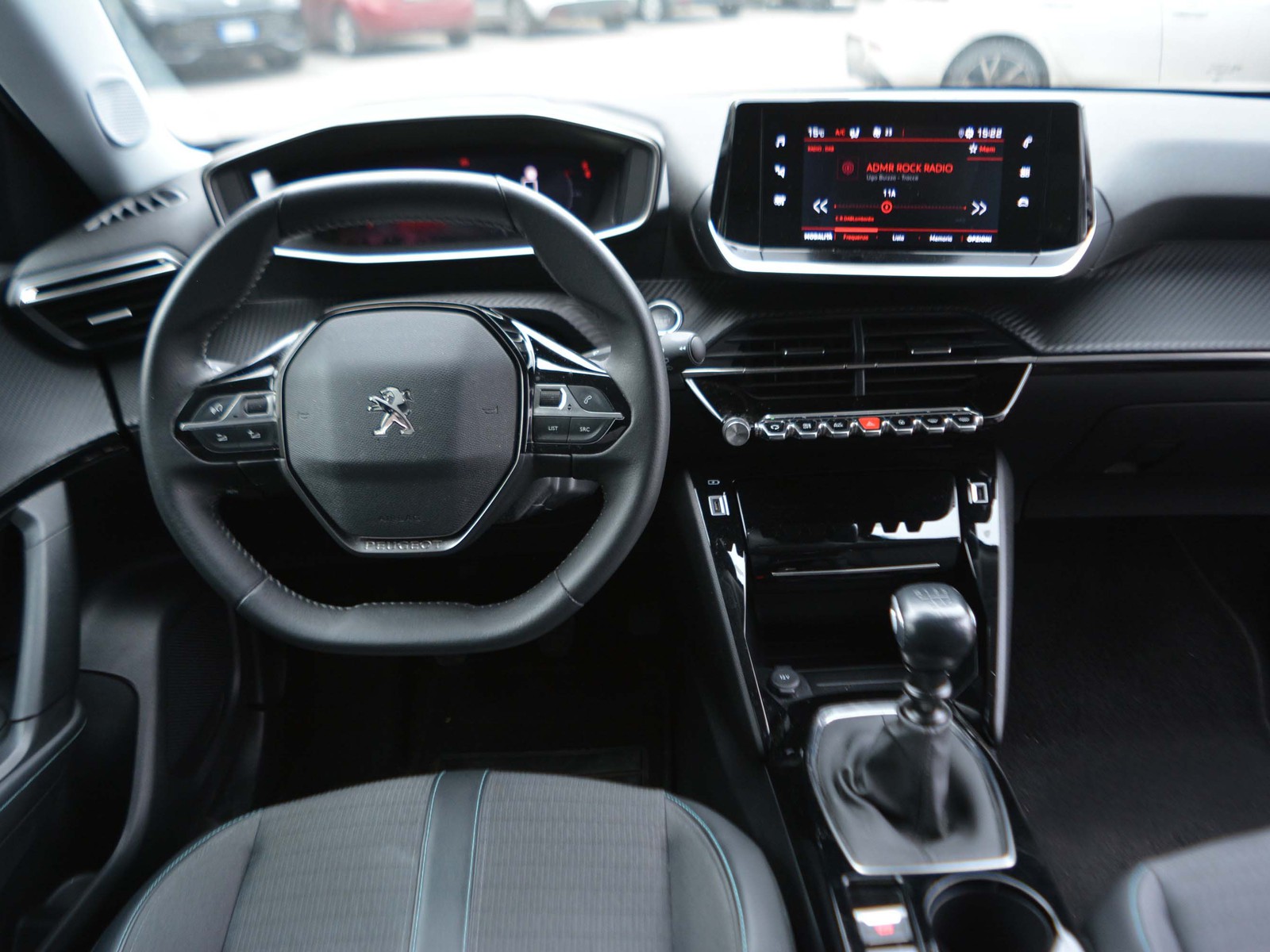 9 - Peugeot 2008 1.5 bluehdi 110cv allure pack s&s