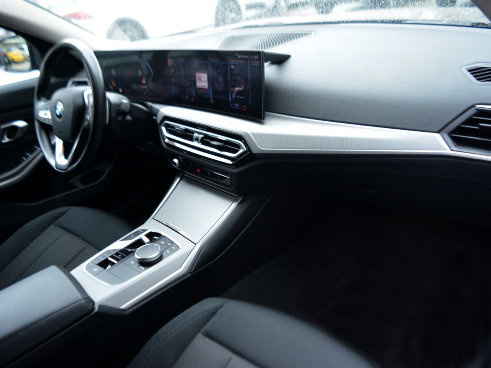 8 - BMW Serie 3 touring 320d mild hybrid 48v xdrive steptronic
