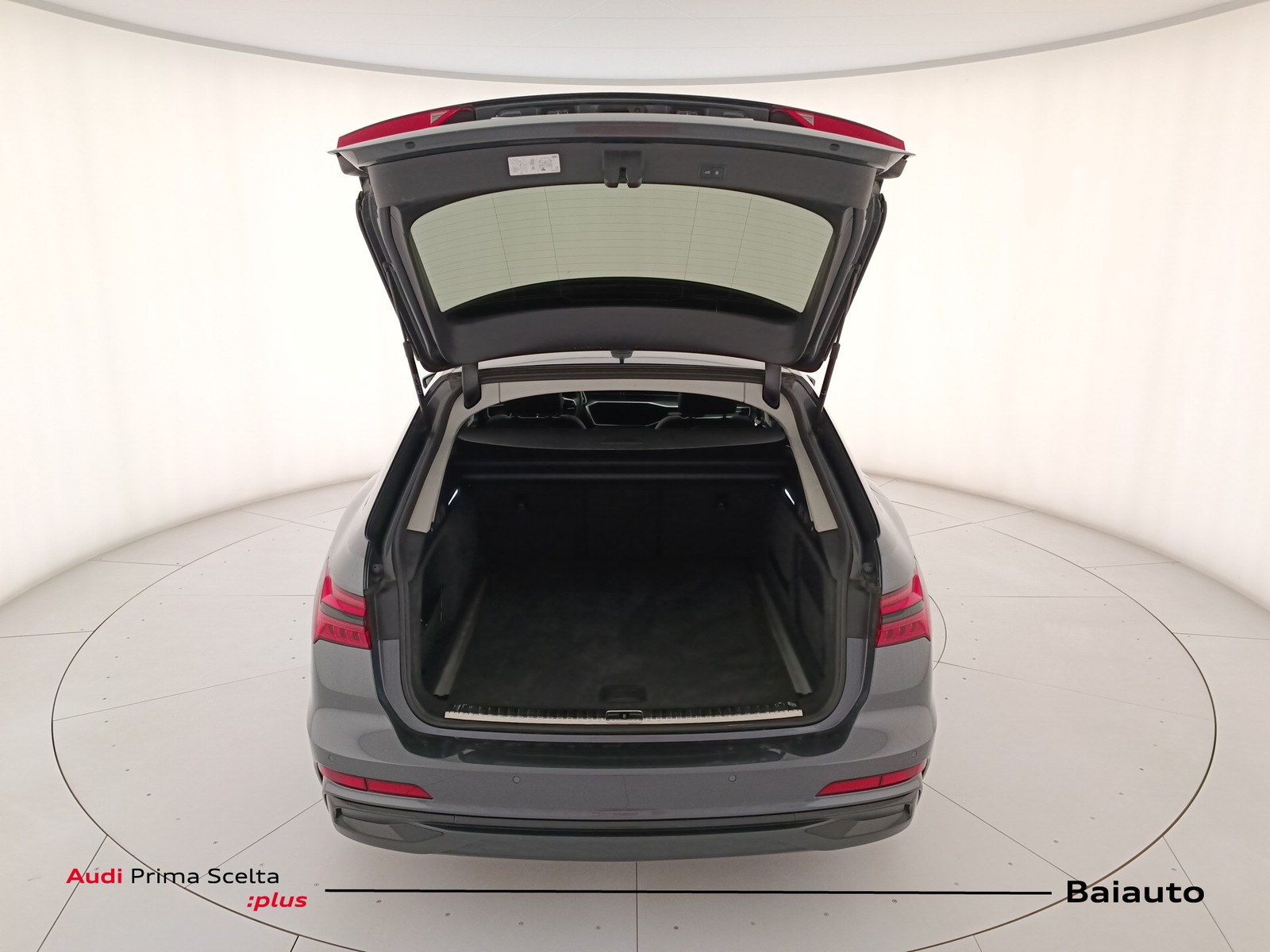 32 - Audi A6 avant 40 2.0 tdi mhev 12v s line edition quattro ultra s tronic