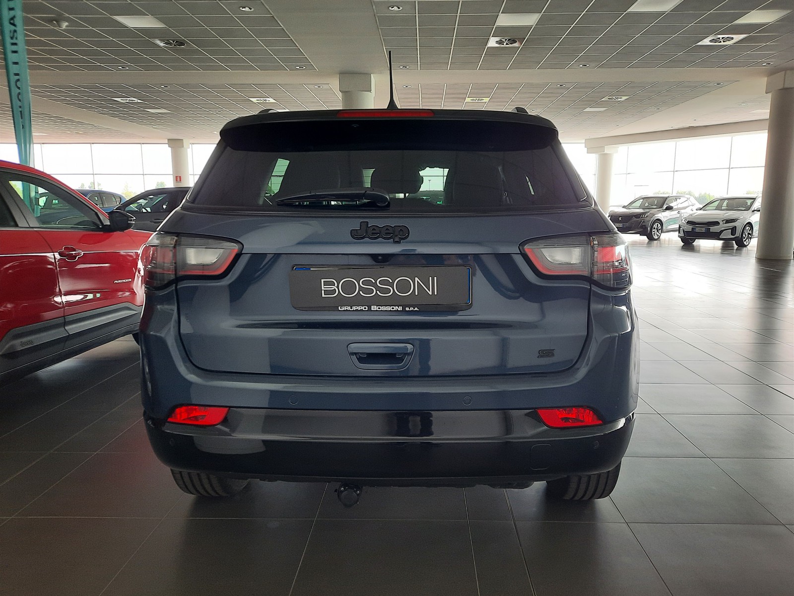 4 - Jeep Compass 1.6 multijet ii 130cv s 2wd