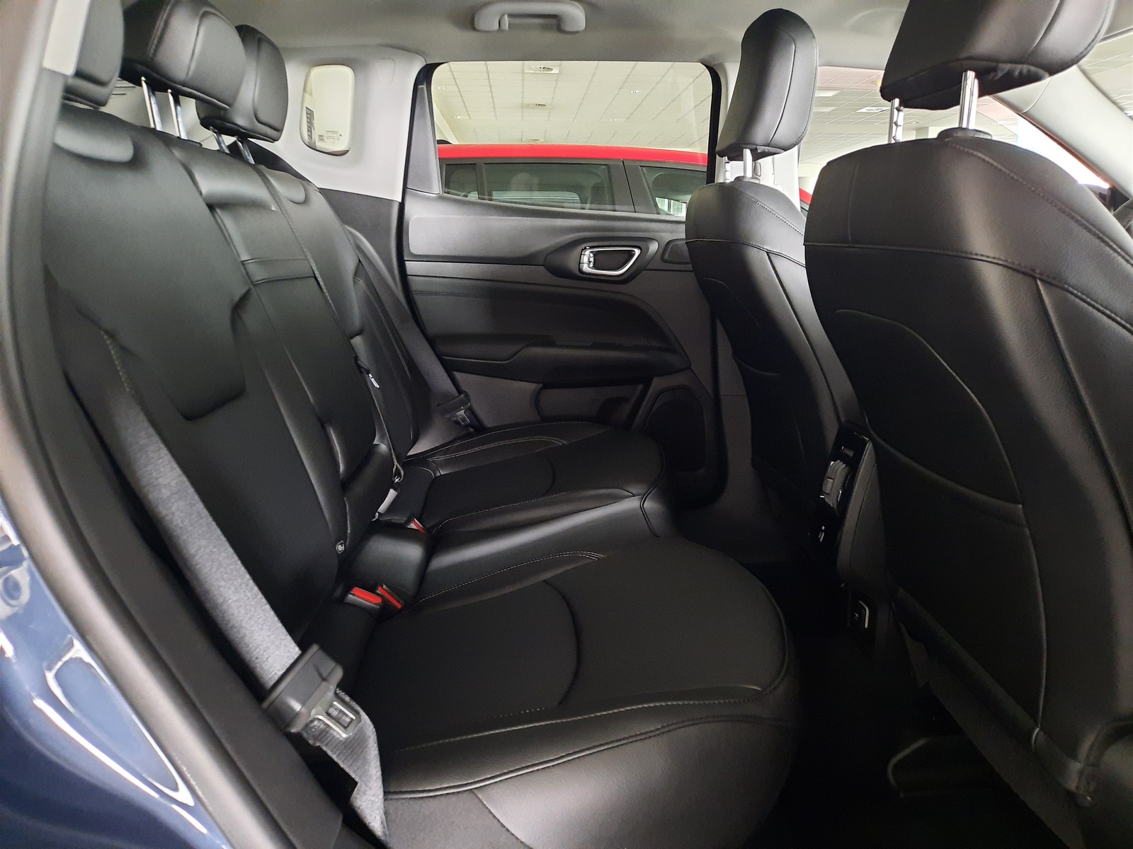8 - Jeep Compass 1.6 multijet ii 130cv s 2wd