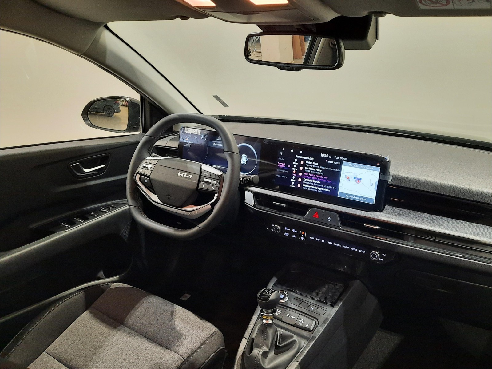 6 - Kia Stonic 1.0 t-gdi mhev style tech pack