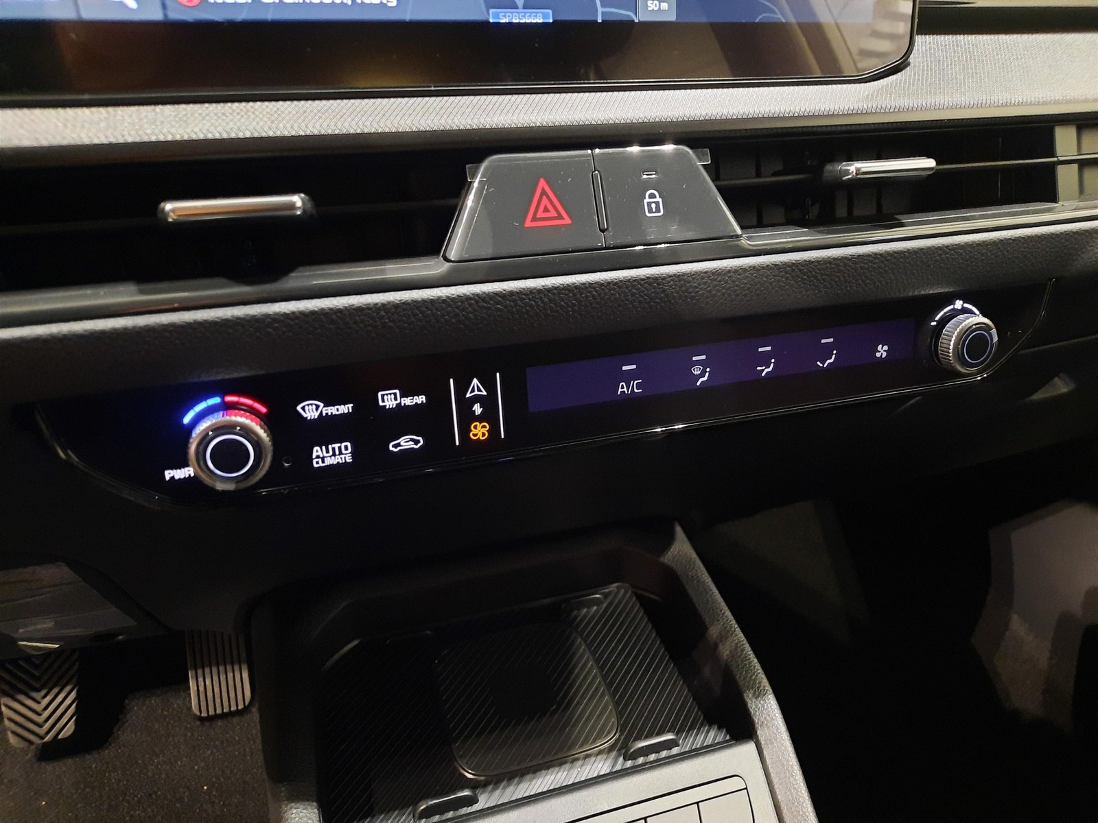 12 - Kia Stonic 1.0 t-gdi mhev style tech pack