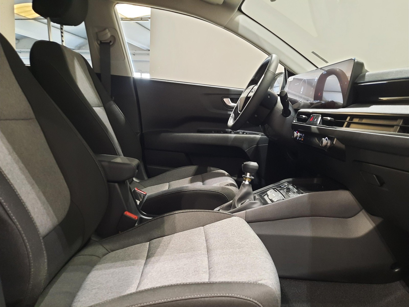 9 - Kia Stonic 1.0 t-gdi mhev style tech pack