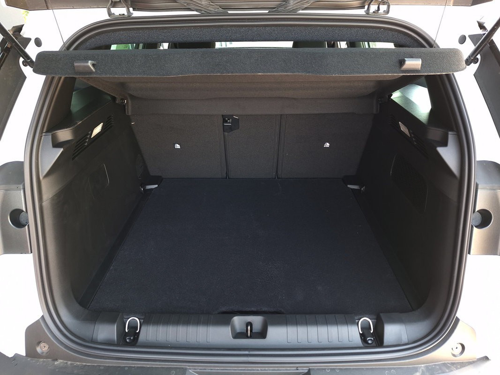 6 - Jeep Compass 1.2 turbo 48v e-hybrid 145cv altitude fwd edct6