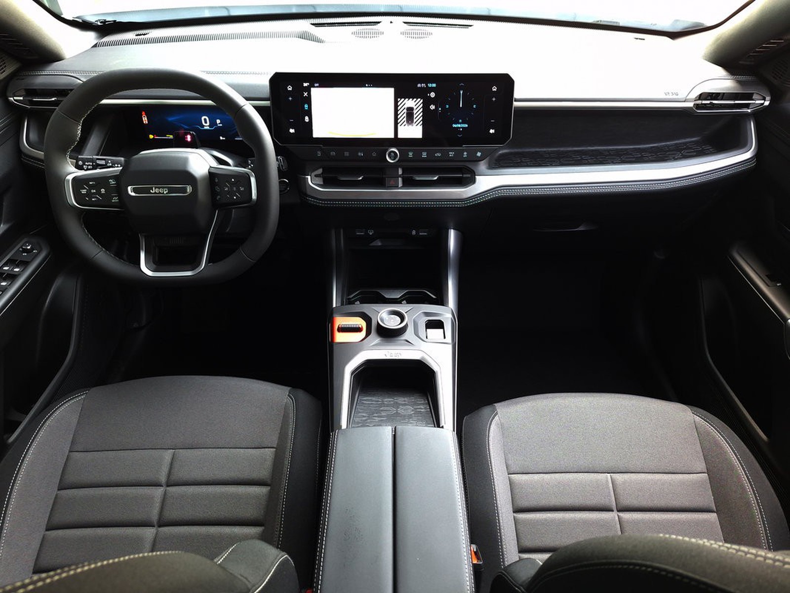 8 - Jeep Compass 1.2 turbo 48v e-hybrid 145cv altitude fwd edct6