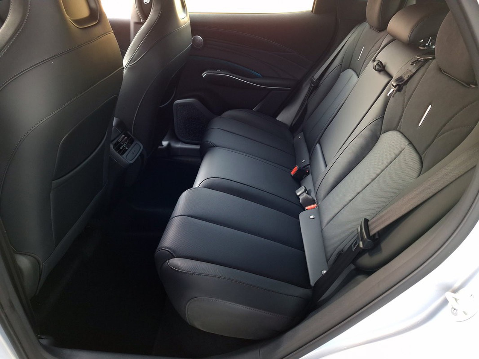 12 - Omoda 7 OMODA SHS-P PHEV 1.5TGDI DHT1 Premium