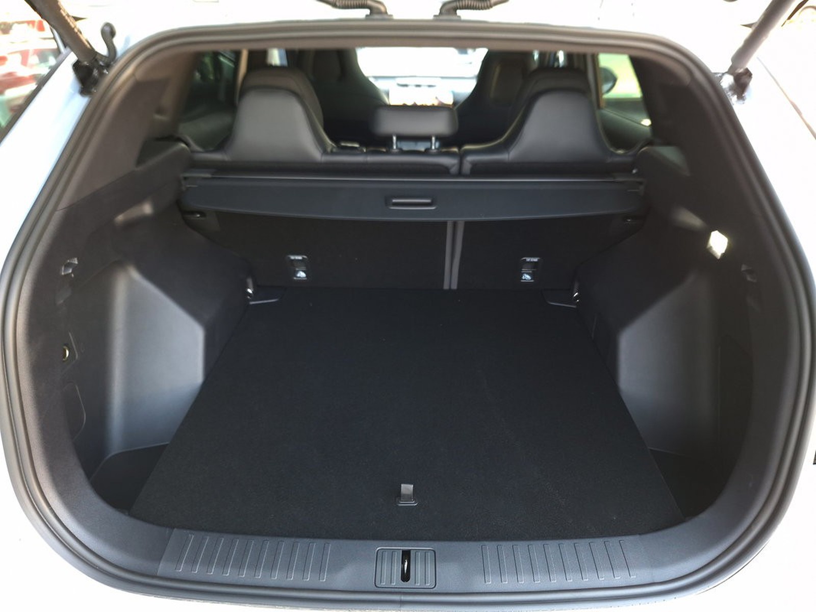 6 - Omoda 7 OMODA SHS-P PHEV 1.5TGDI DHT1 Premium