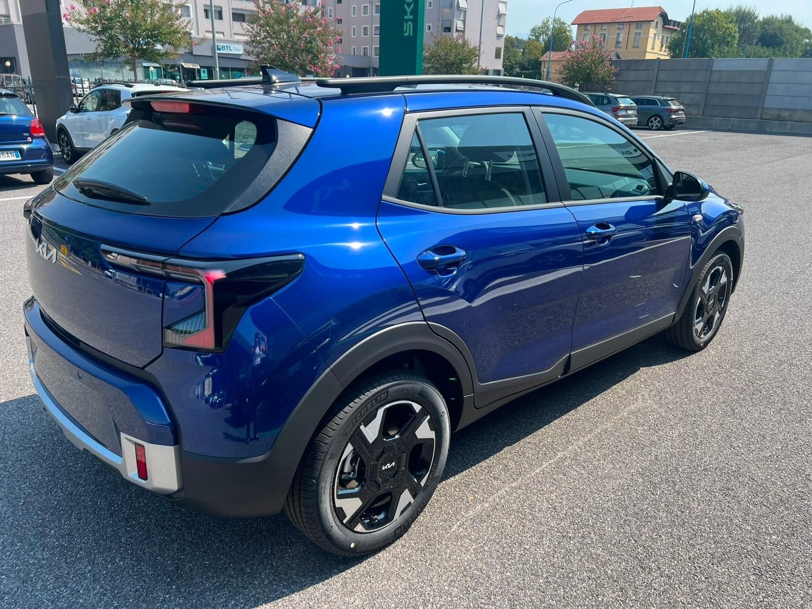 6 - Kia Stonic 1.0 t-gdi urban