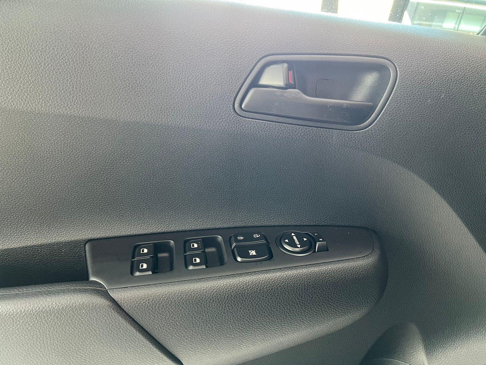 16 - Kia Picanto 1.0 gdi urban