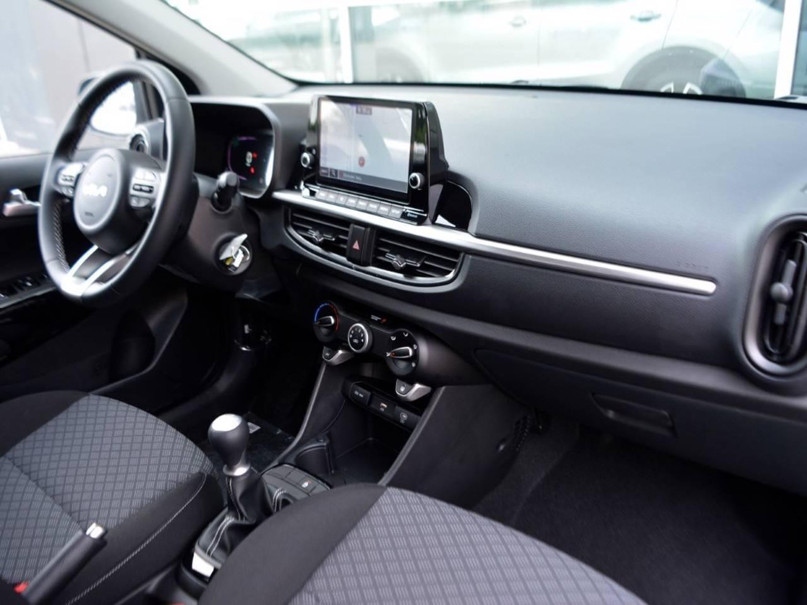 6 - Kia Picanto 1.0 gdi style