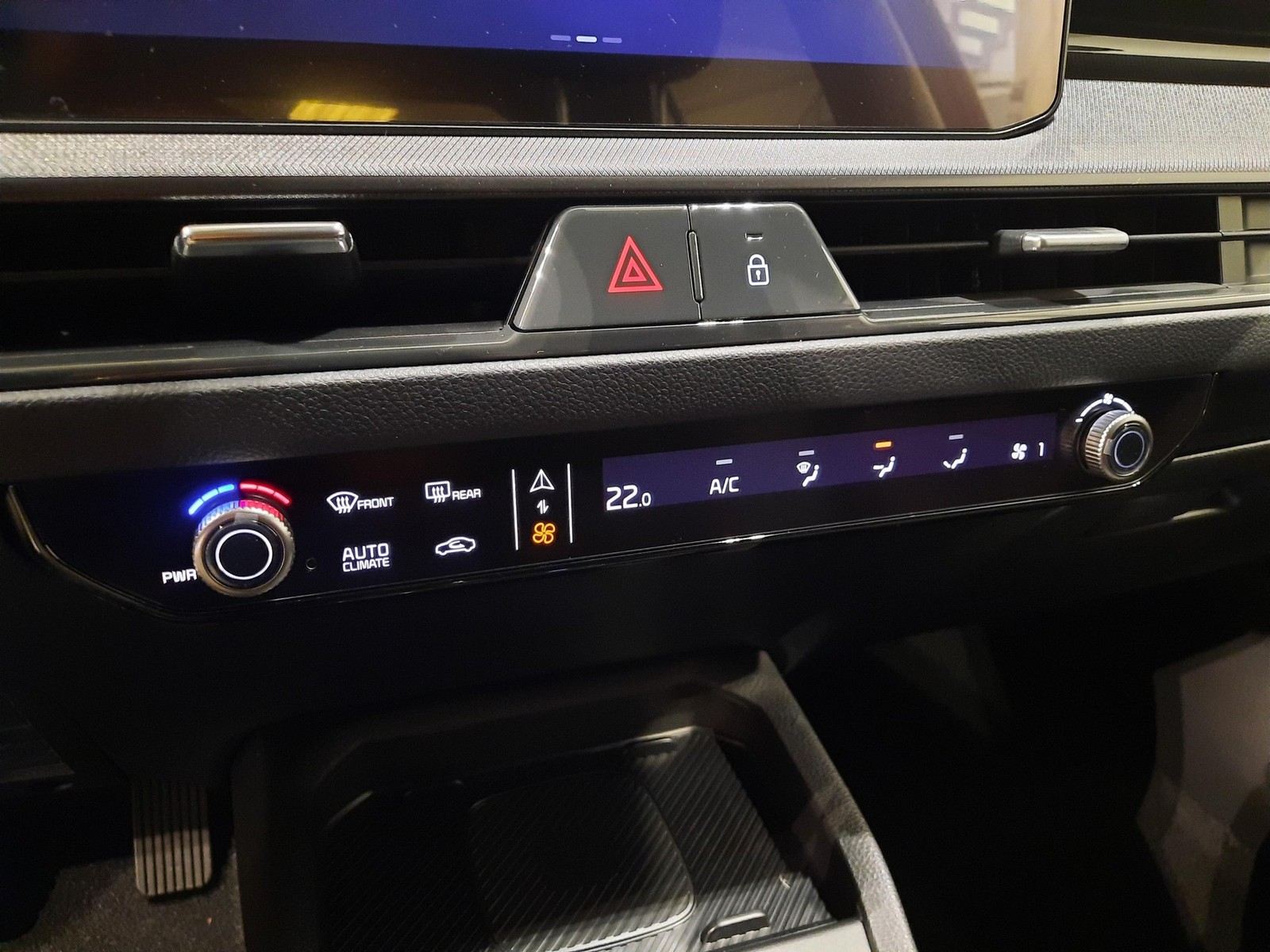 12 - Kia Stonic 1.0 t-gdi style tech pack