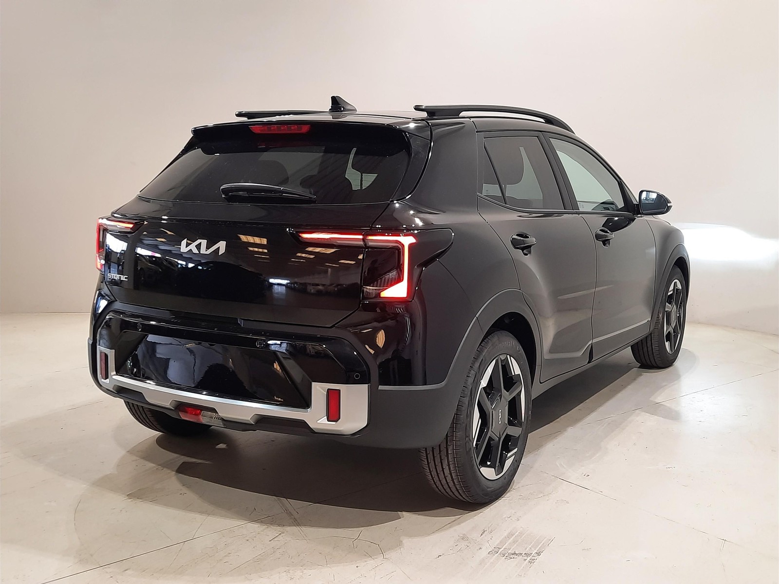 4 - Kia Stonic 1.0 t-gdi style tech pack