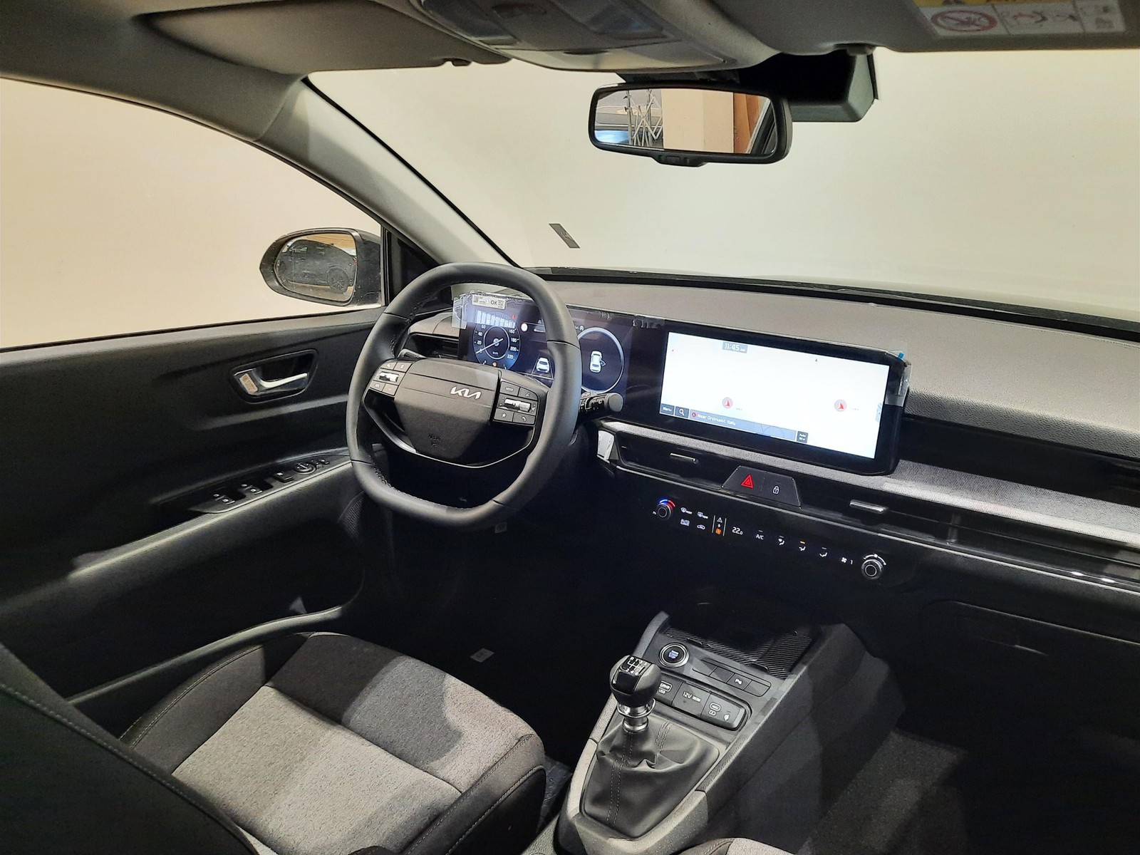 6 - Kia Stonic 1.0 t-gdi style tech pack