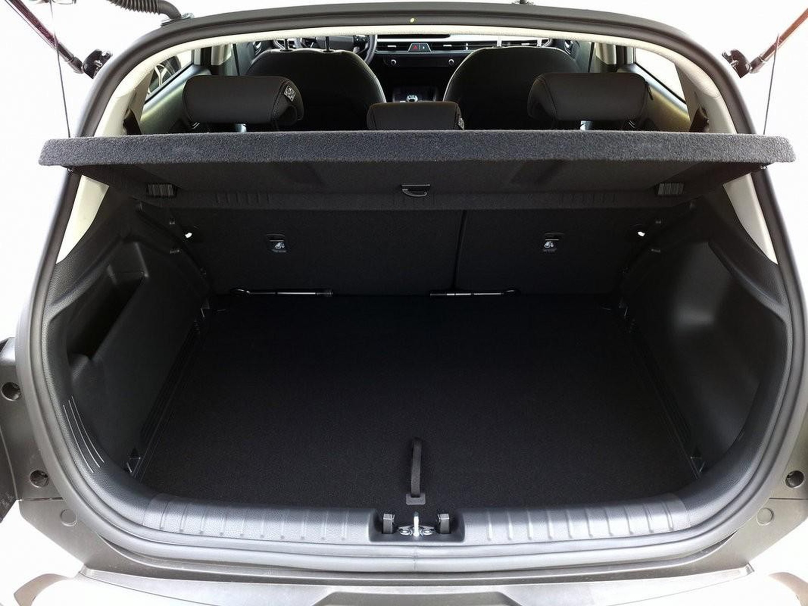 12 - Kia Stonic 1.0 t-gdi style tech pack