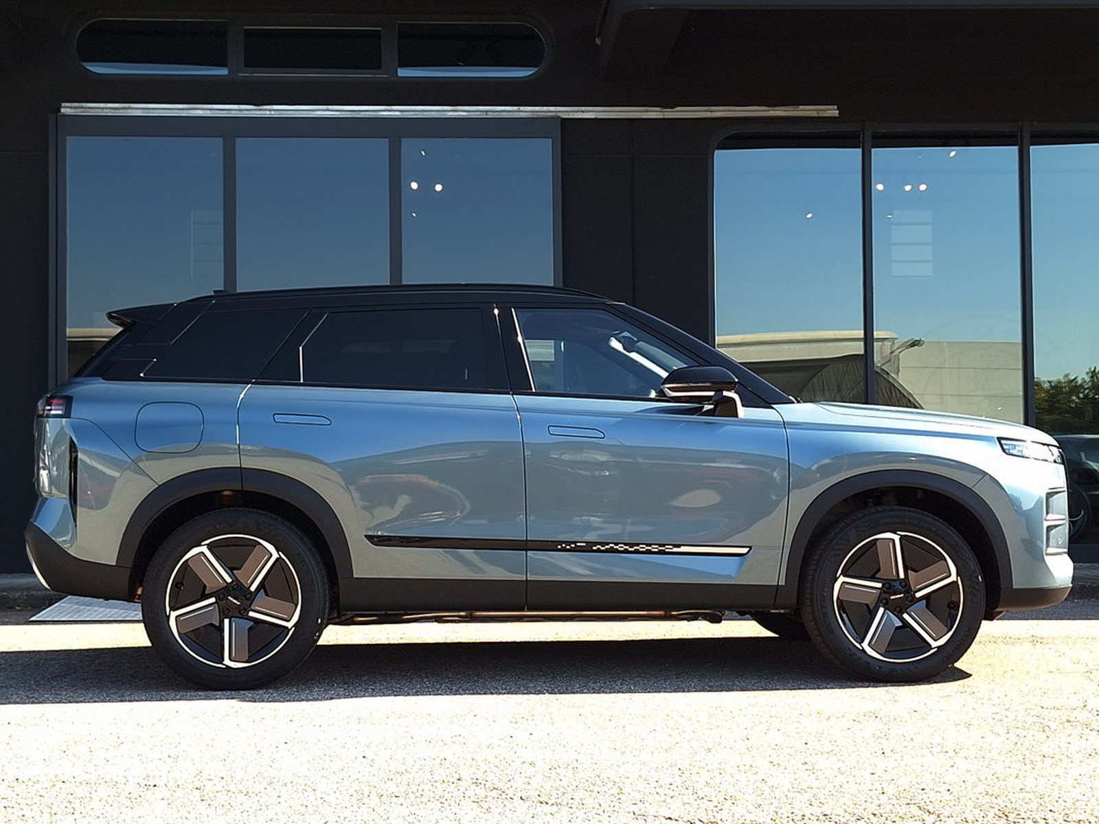 4 - Jaecoo 7 JAECOO SHS-P PHEV 1.5TGDI DHT1 Exclusive
