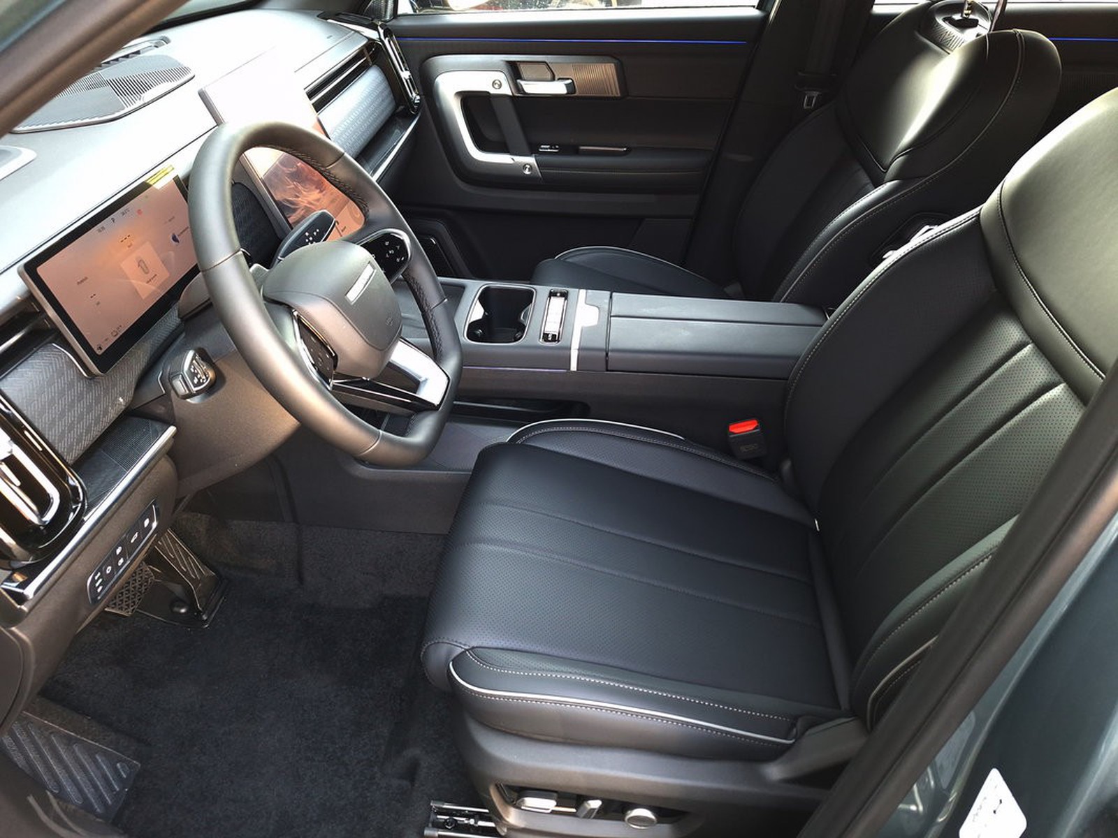 11 - Jaecoo 7 JAECOO SHS-P PHEV 1.5TGDI DHT1 Exclusive