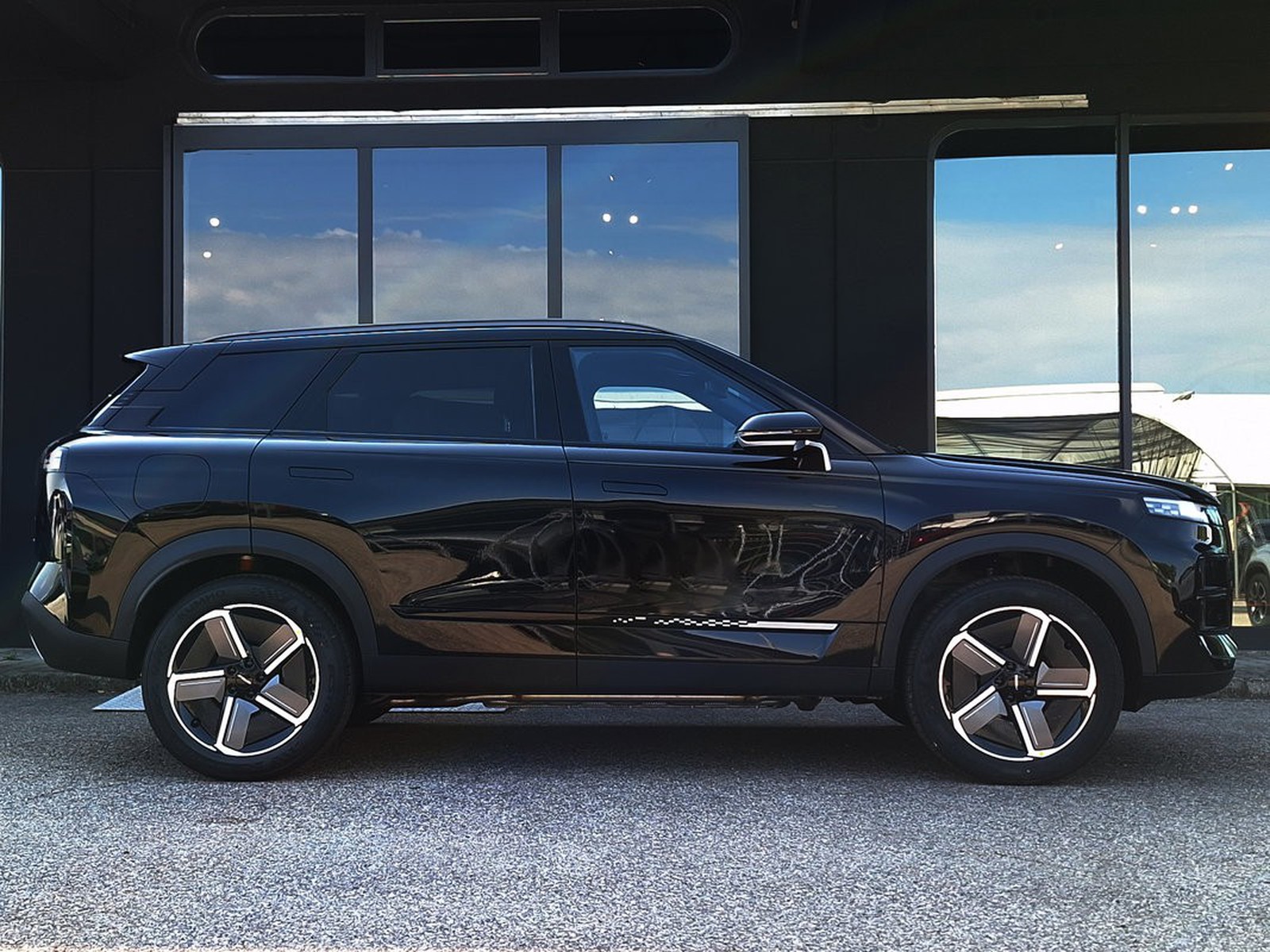 4 - Jaecoo 7 JAECOO SHS-P PHEV 1.5TGDI DHT1 Exclusive