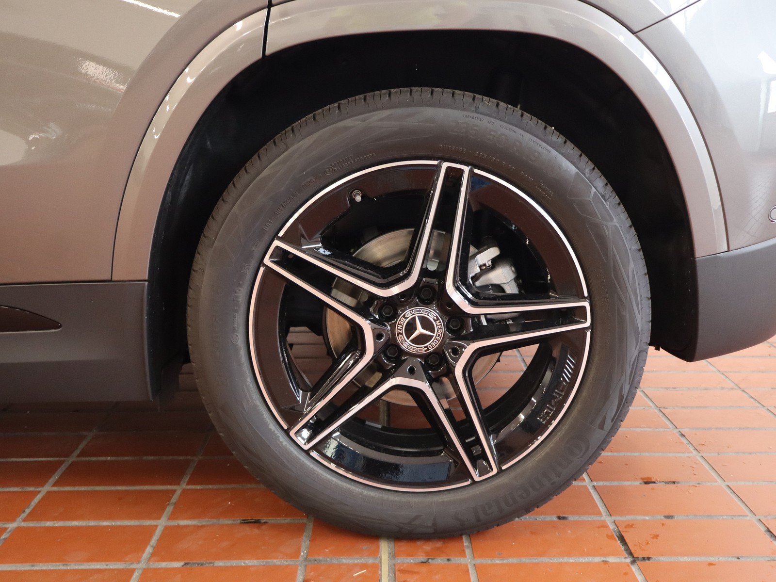 4 - Mercedes GLA 200 d amg line premium 4matic 8g-dct