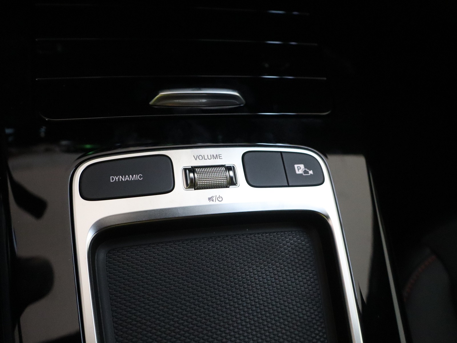 14 - Mercedes Classe A 250 e plug-in hybrid amg line extra speedshift dct amg 8g