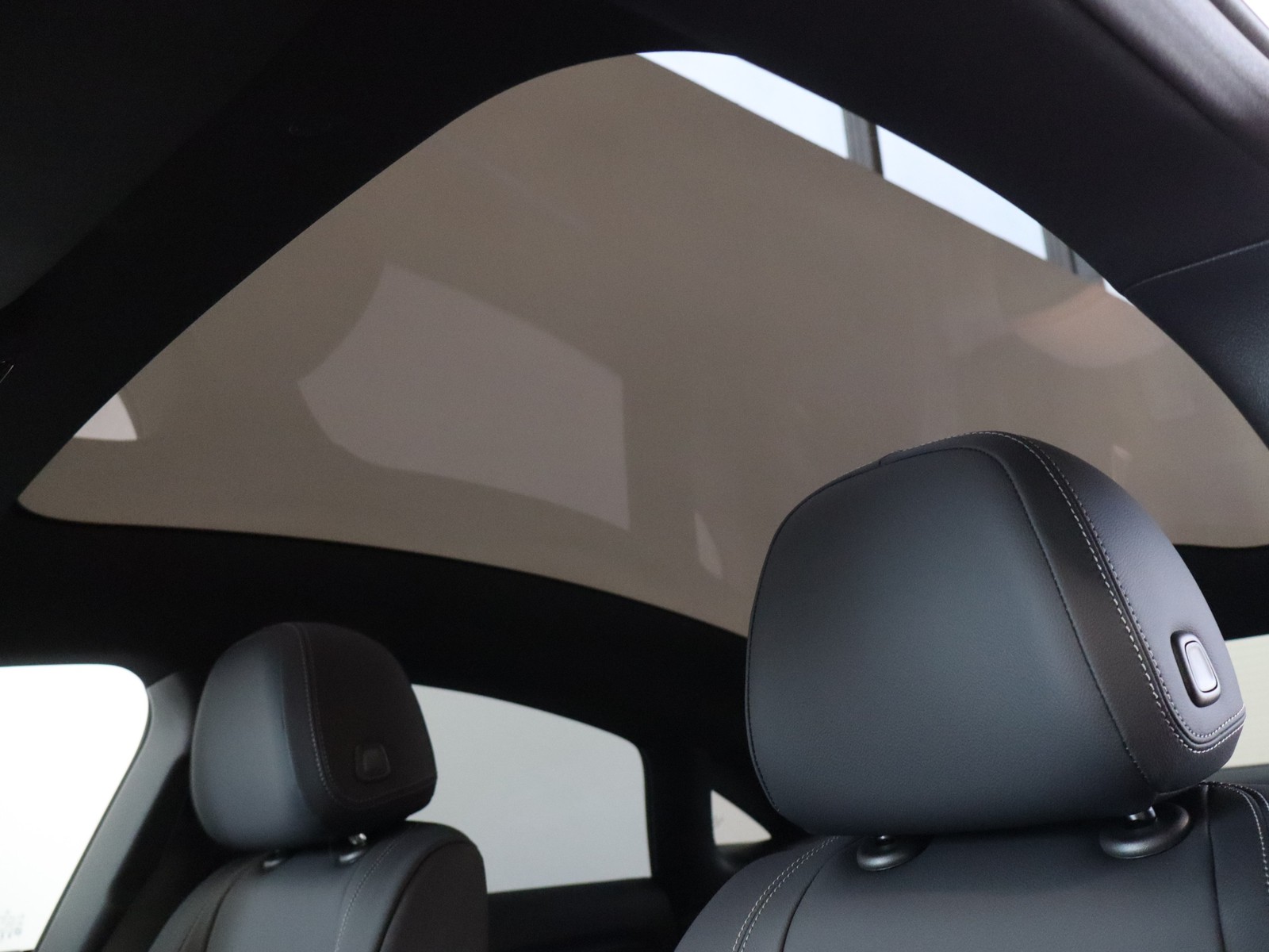 16 - Mercedes CLA 180 advanced plus auto