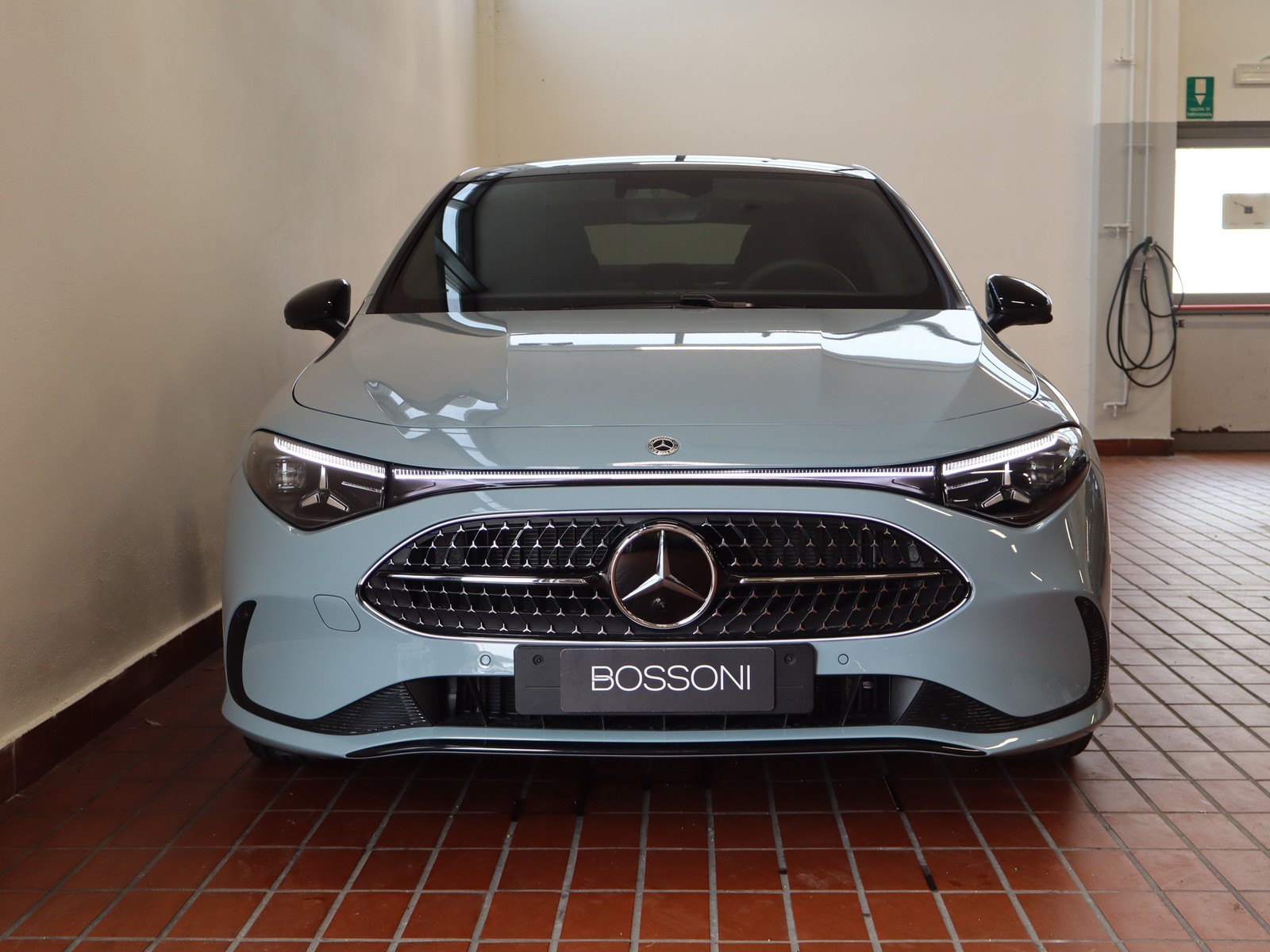 2 - Mercedes CLA 180 advanced plus auto