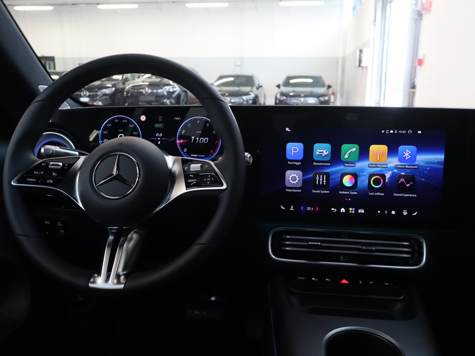 12 - Mercedes CLA 180 advanced plus auto