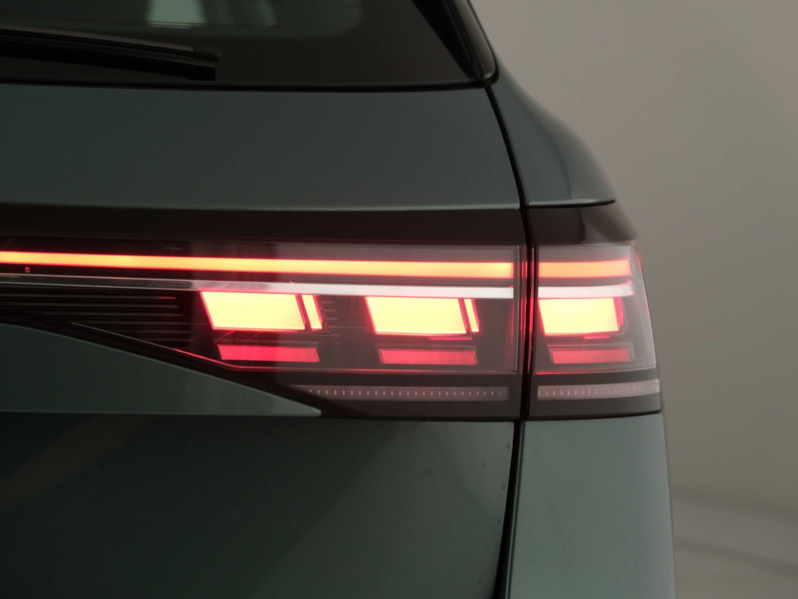 47 - Volkswagen Passat 1.5 etsi act 150cv business dsg