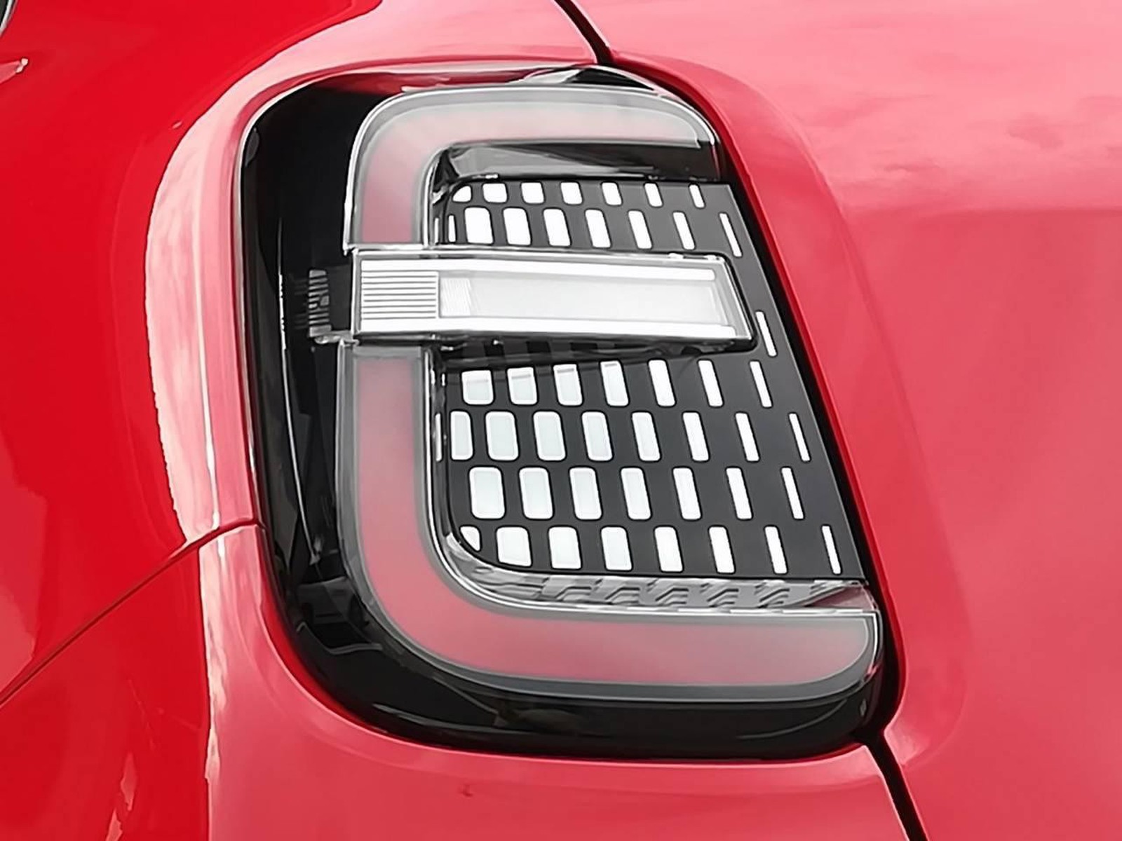 22 - Fiat 600 1.2 hybrid 110cv serie speciale icon edct