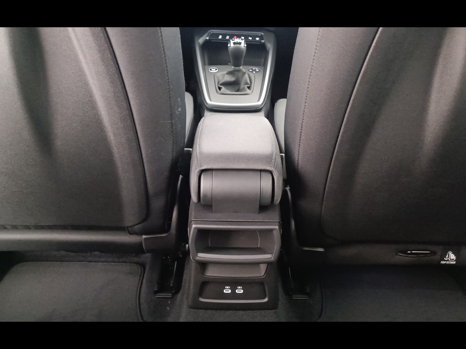 24 - Audi A3 sportback 2.0 tdi 116cv business advanced