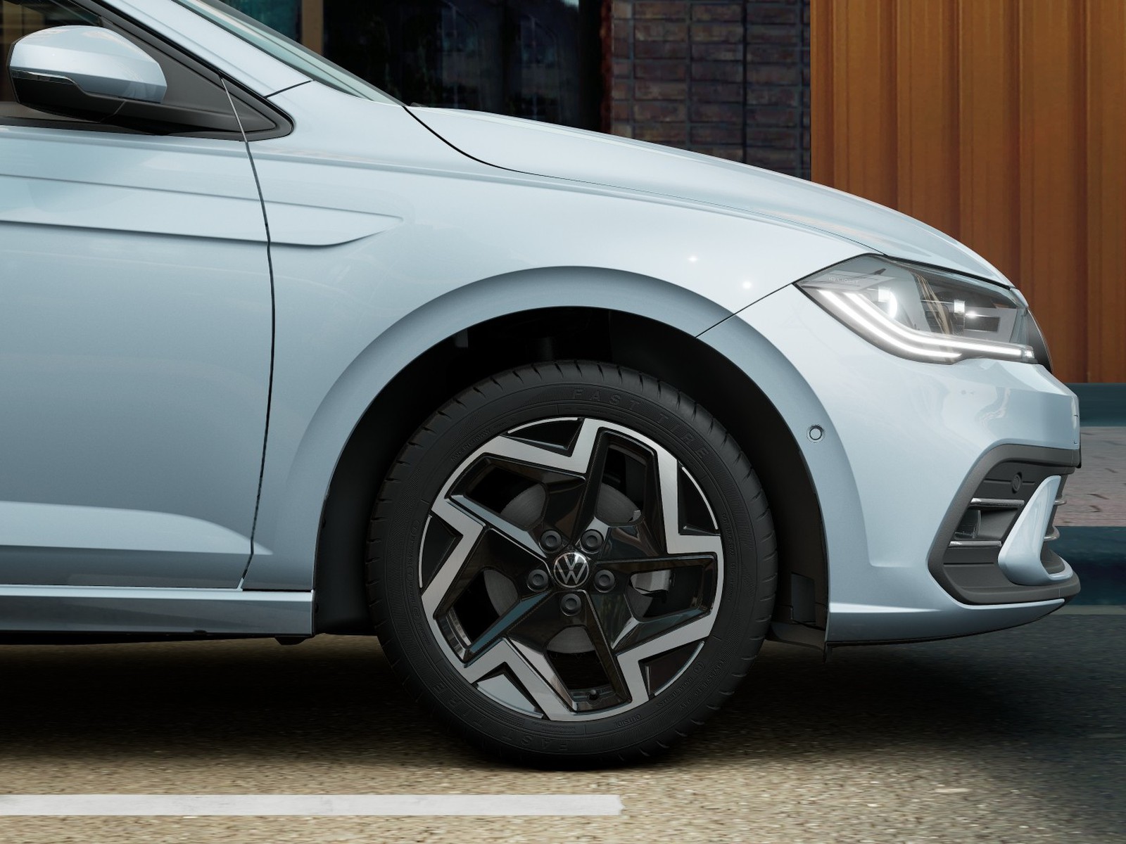10 - Volkswagen Polo 1.0 tsi 95cv edition 50 dsg