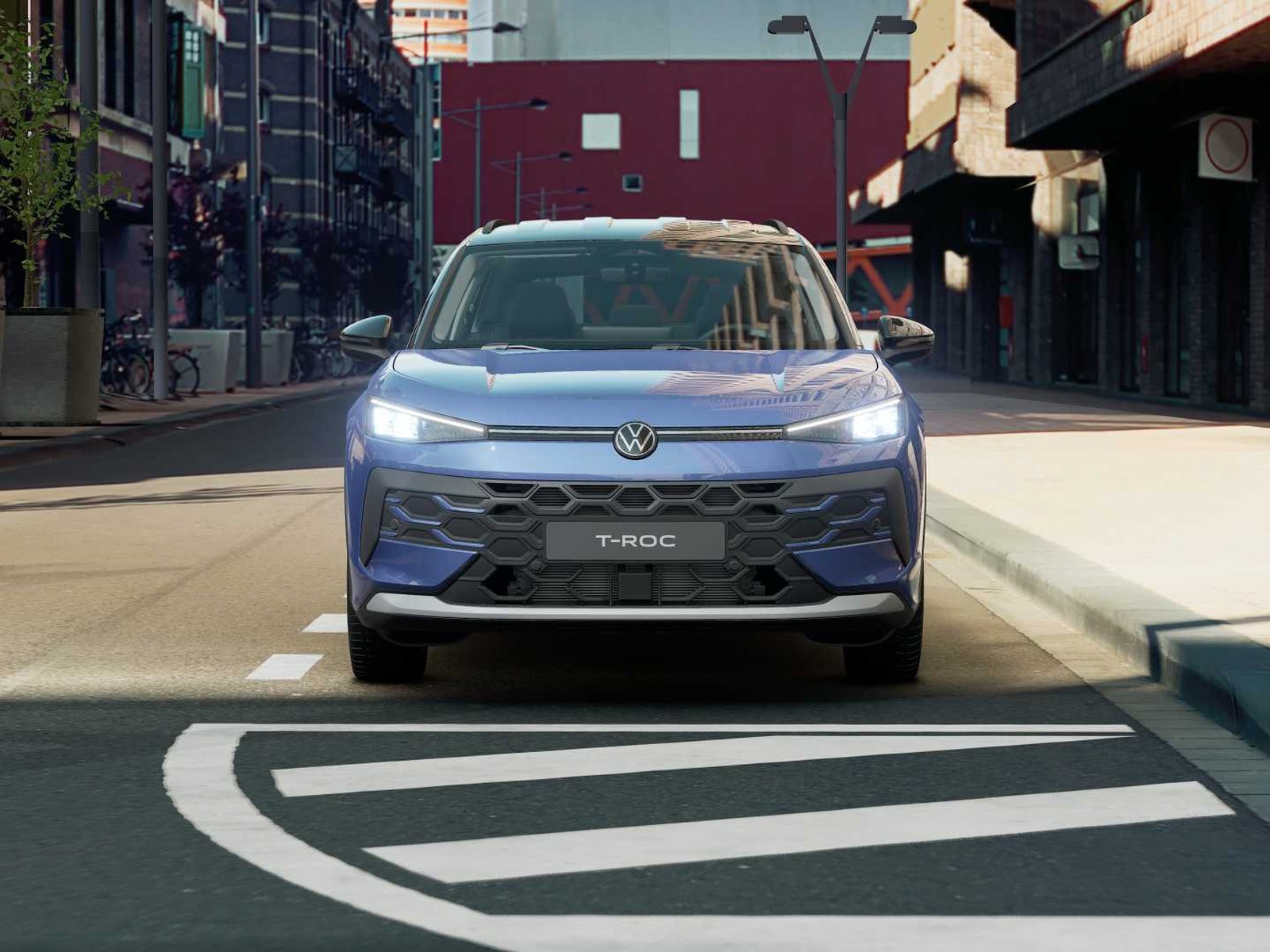 5 - Volkswagen T-Roc 1.5 etsi act 115cv life dsg